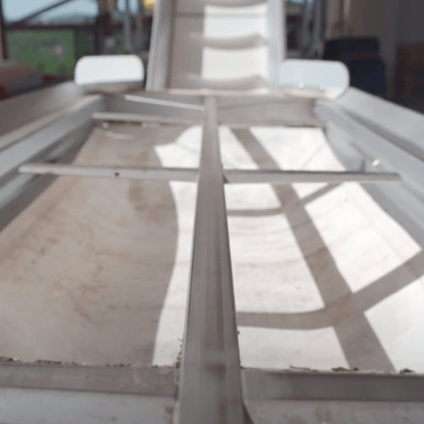 MESA SELECCIÓN DESMONTADA DENTRO